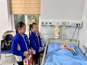 ""PHÁT HUY TRUYỀN THỐNG UỐNG NƯỚC NHỚ NGUỒN"" - KỶ NIỆM 81 NĂM NGÀY THÀNH LẬP QUÂN ĐỘI NHÂN DÂN VIỆT NAM (22/12/1944 - 22/12/2025)