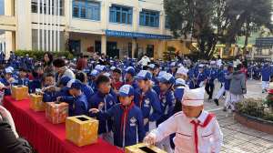 SINH HOẠT DƯỚI CỜ TUẦN 12 – QUYÊN GÓP, ỦNG HỘ ĐỒNG BÀO CHỊU ẢNH HƯỞNG CỦA THIÊN TAI, LŨ LỤT