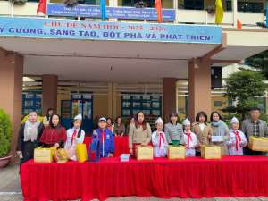 SINH HOẠT DƯỚI CỜ TUẦN 12 – QUYÊN GÓP, ỦNG HỘ ĐỒNG BÀO CHỊU ẢNH HƯỞNG CỦA THIÊN TAI, LŨ LỤT