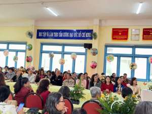 TOẠ ĐÀM KỶ NIỆM 43 NĂM NGÀY NHÀ GIÁO VIỆT NAM 20/11 TRƯỜNG TIỂU HỌC NGUYỄN TRÃI