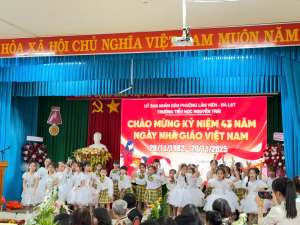 TOẠ ĐÀM KỶ NIỆM 43 NĂM NGÀY NHÀ GIÁO VIỆT NAM 20/11 TRƯỜNG TIỂU HỌC NGUYỄN TRÃI